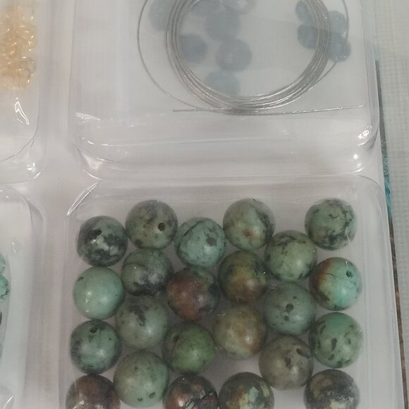 Annie's Simply Beads Kit of the Month Club Queen of the Nile Jewelry DIY Set - Picture 4 of 7